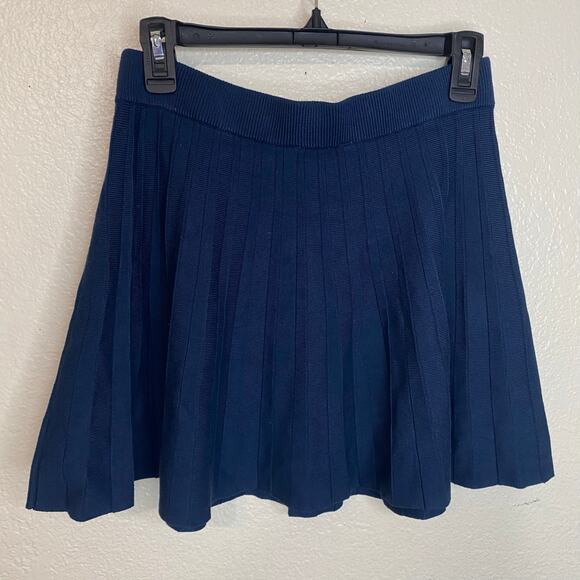 Juicy Couture Pleated Tennis Skirt Navy Blue Sparkly Rackets Mini NWT Size Small - Picture 7 of 8